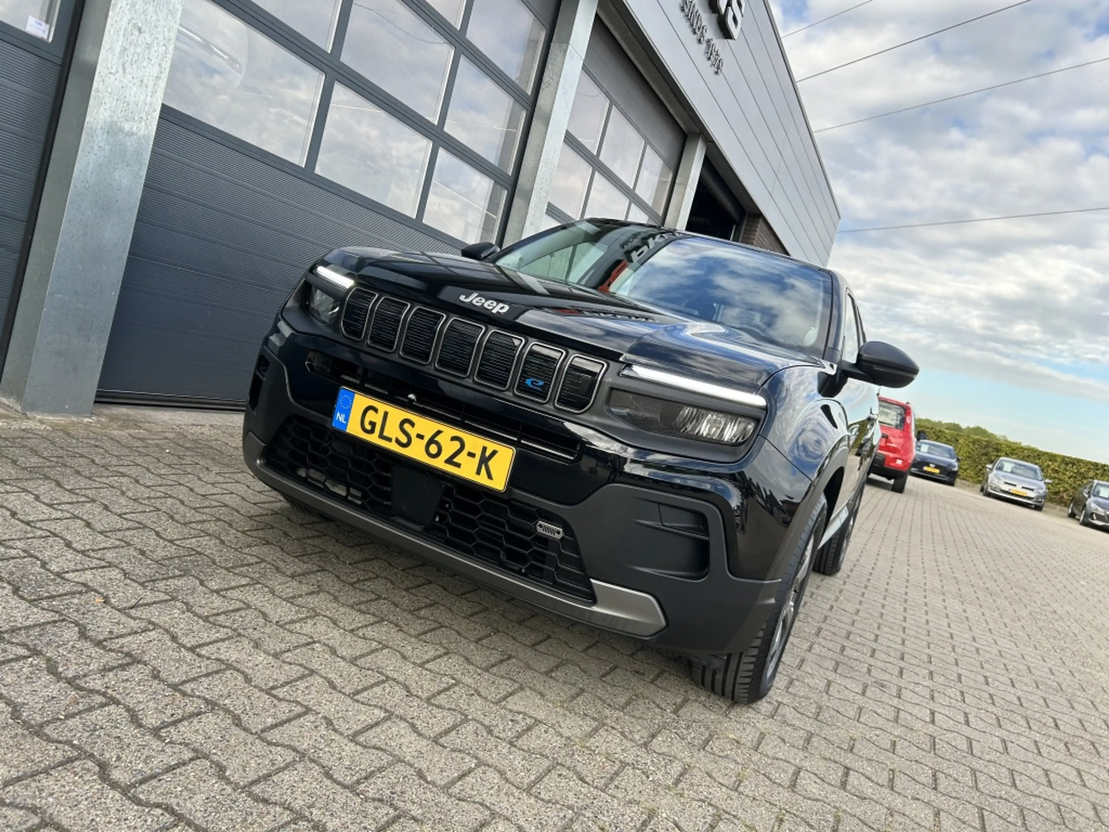 Jeep Avenger 54 kWh 156pk Aut Longitude / SOH 97% — photo 10