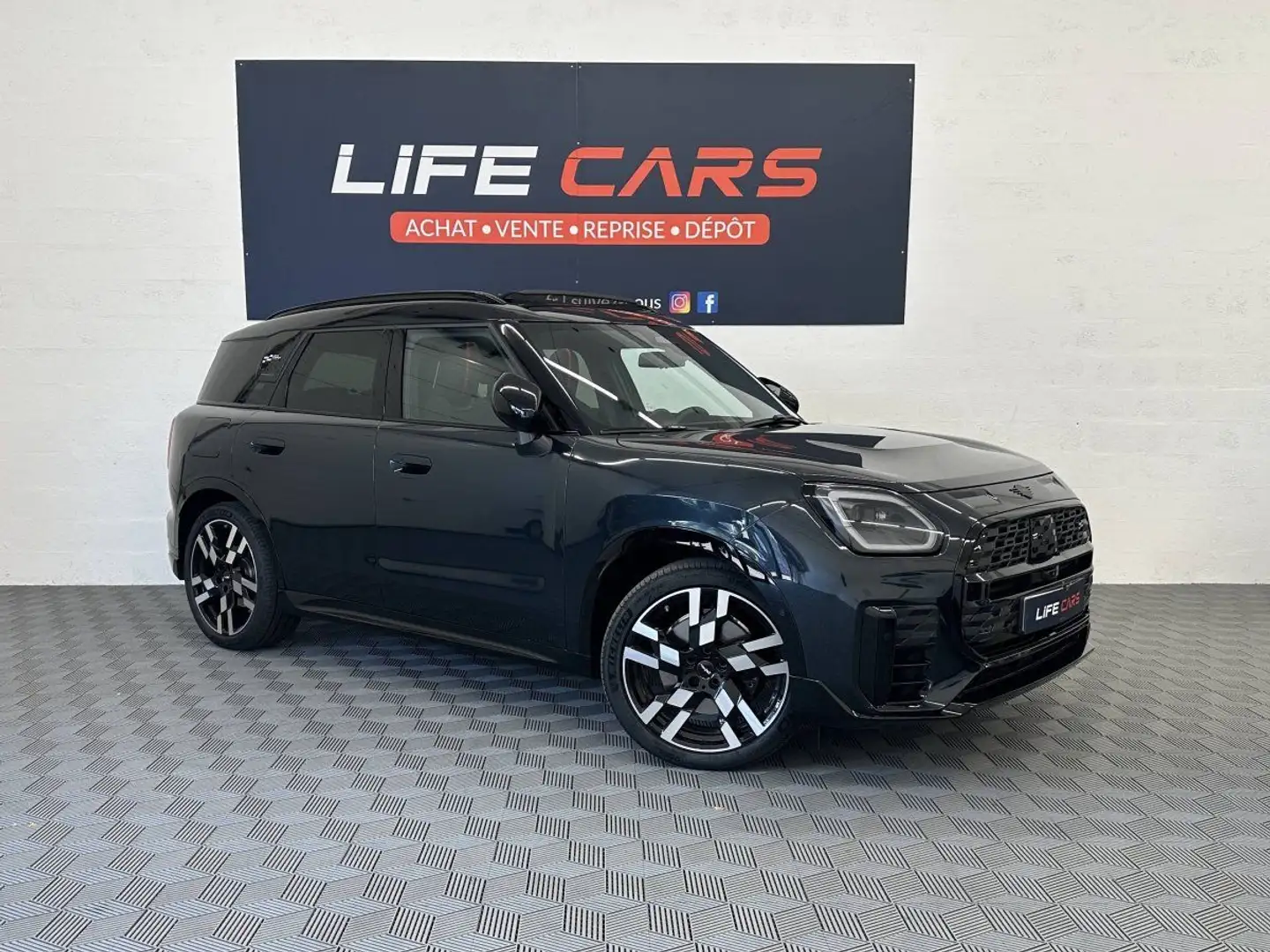 MINI Cooper Countryman S 218ch JCW ALL4 DKG7 2024 1ère main Toit ouvrant Gris - 2