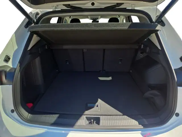 Volkswagen Tiguan view 14