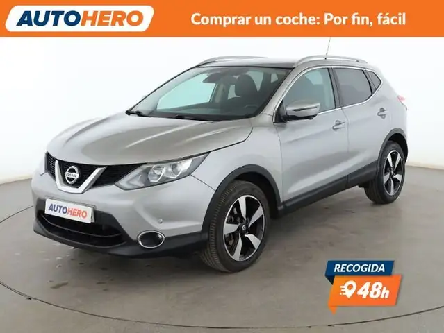 2015 Nissan Qashqai in Grey for sale