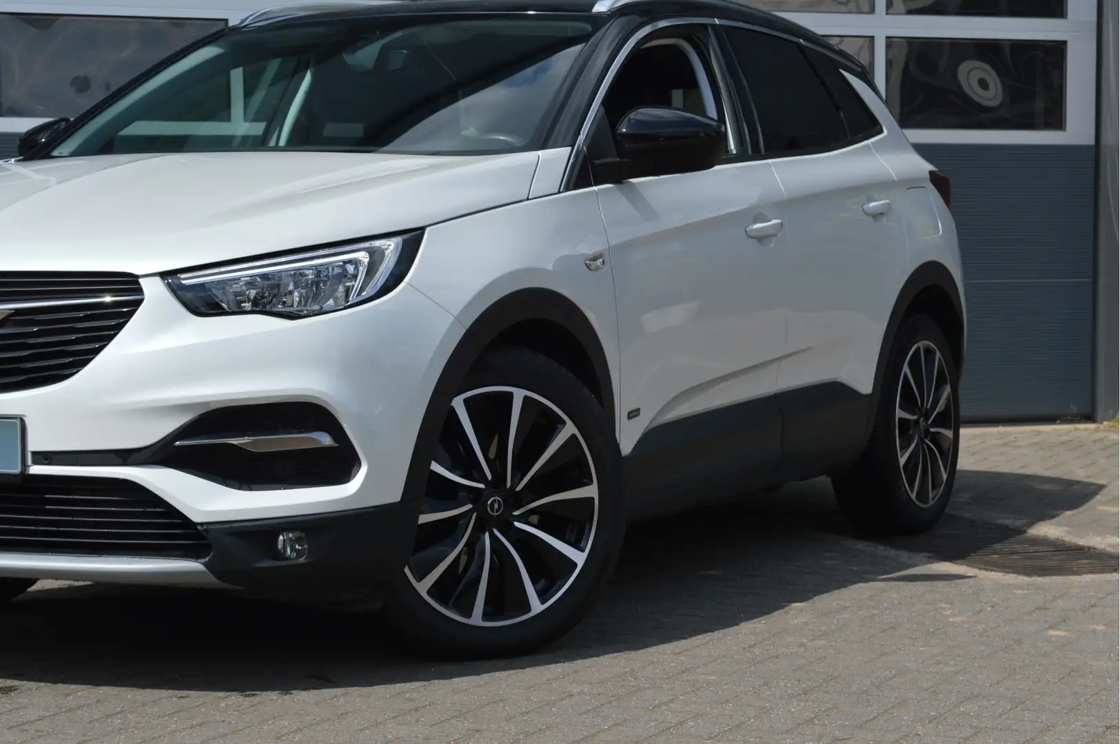 Opel Grandland X 1.6 Turbo Hybrid4 PHEV Ultimate | Wordt verwacht | Blanco - 2