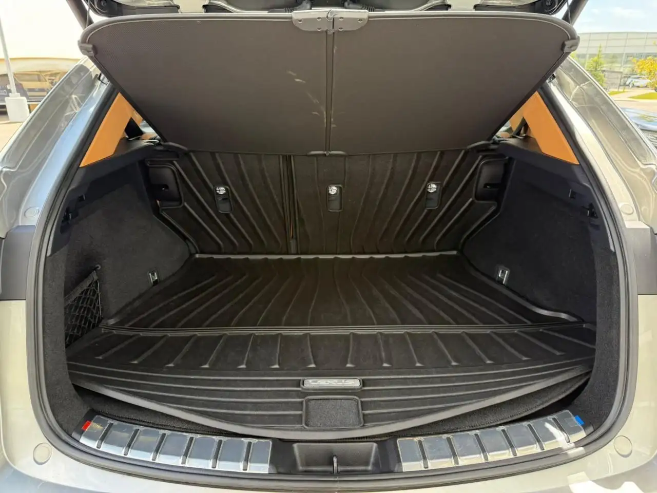 Lexus NX fotografie Lexus NX