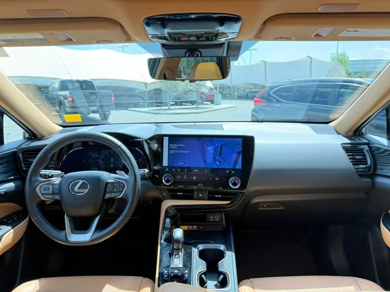 Lexus NX fotografie Lexus NX