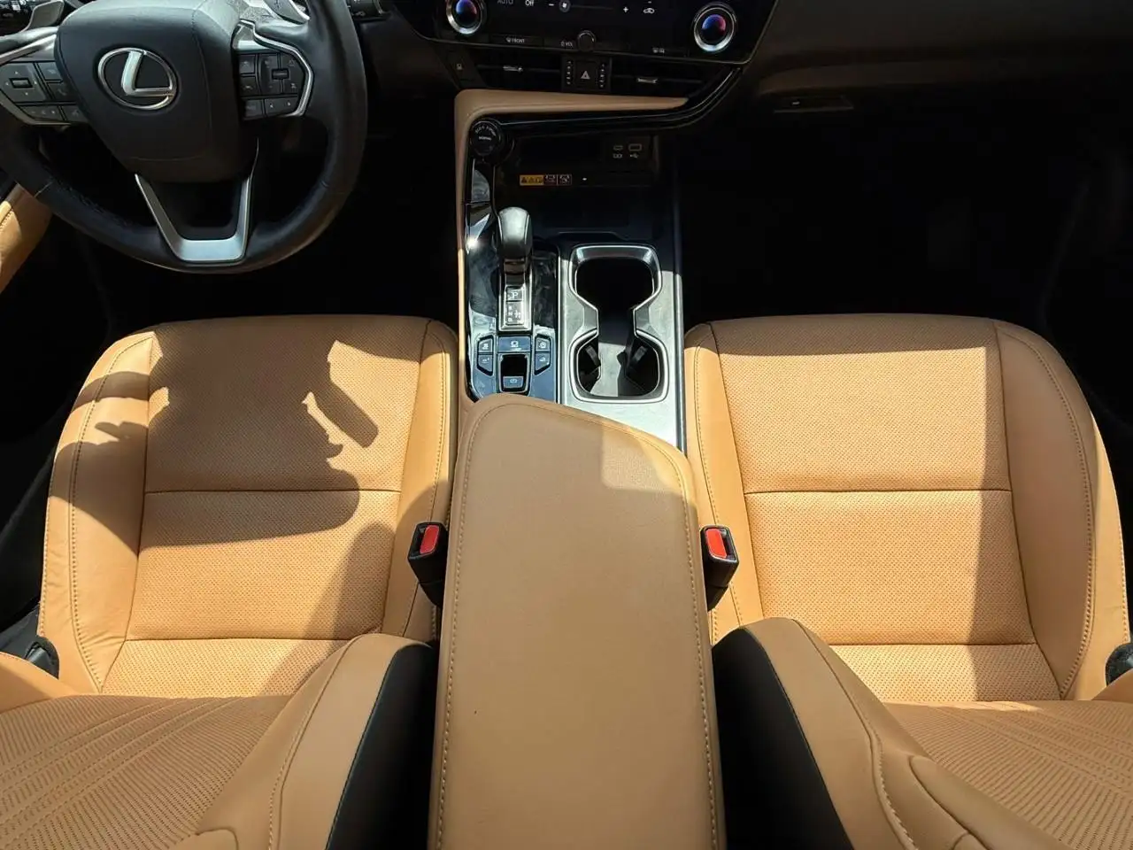 Lexus NX fotografie Lexus NX