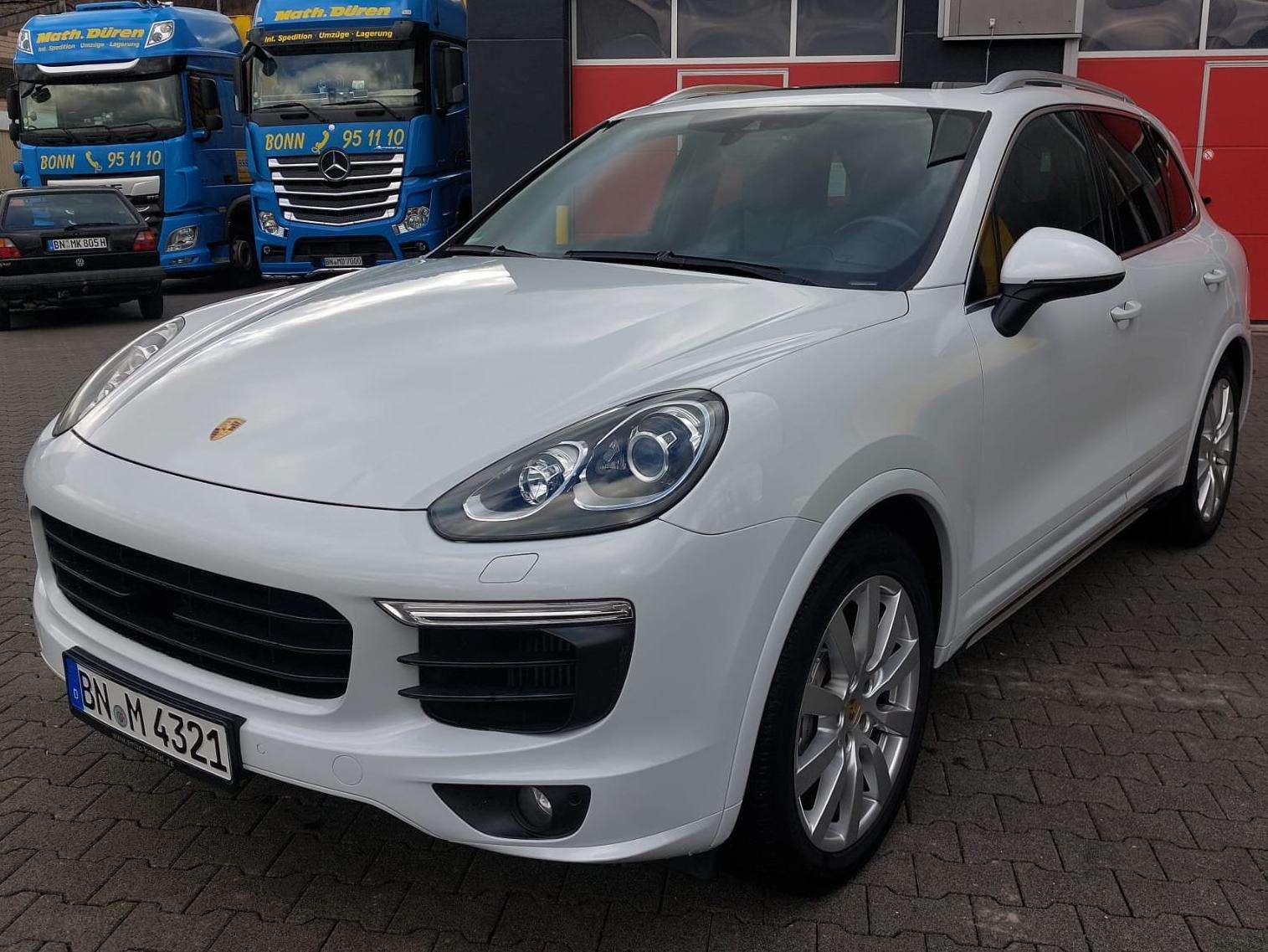 Second hand Porsche Cayenne 