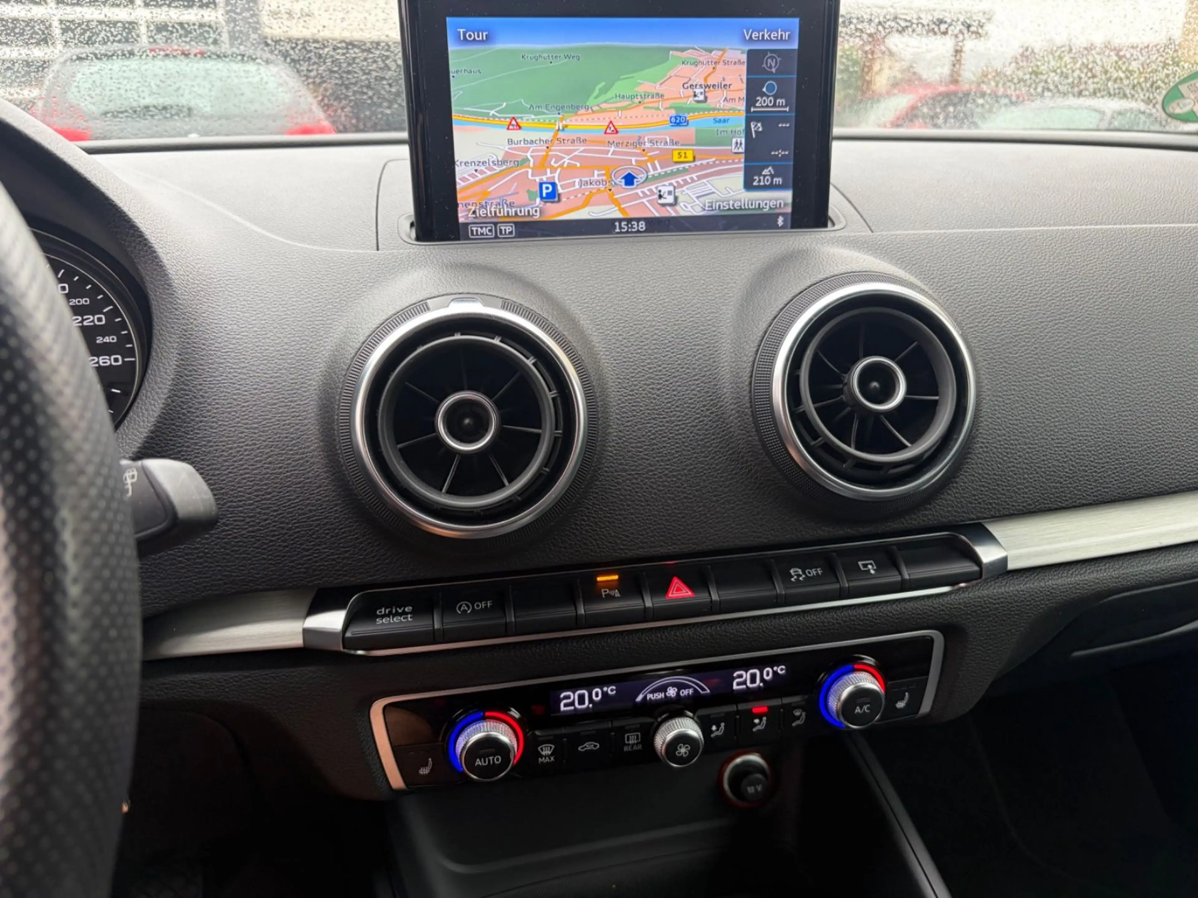 Audi A3 Sportback S line Sportpaket — photo 16