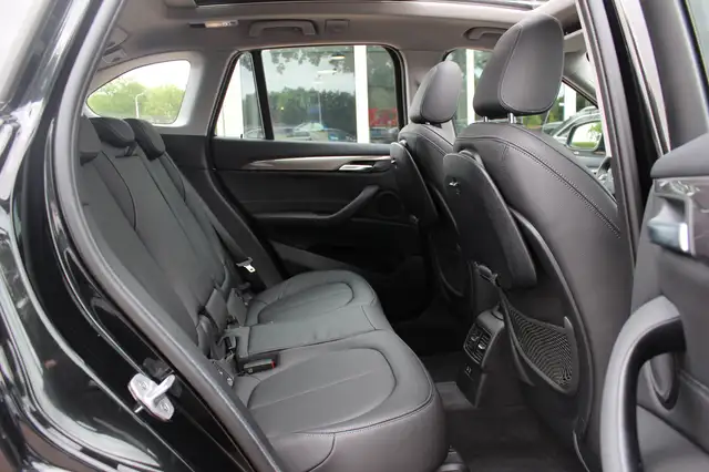 BMW X1 view 12