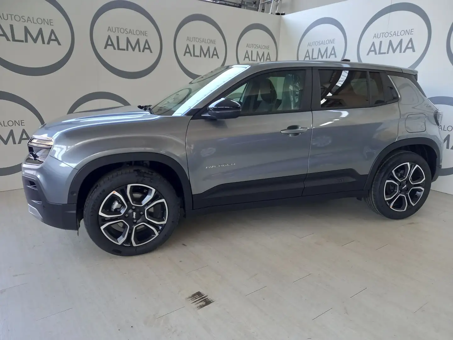 Jeep Avenger Avenger 1.2 Turbo 110 CV MHEV Summit NO VINCOLI F Gris - 2