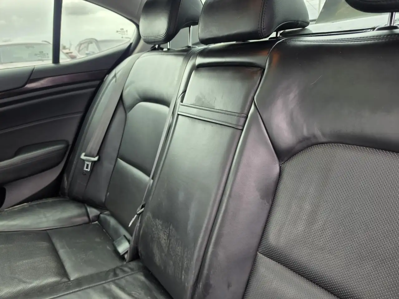 Kia Cadenza снимка Kia Cadenza
