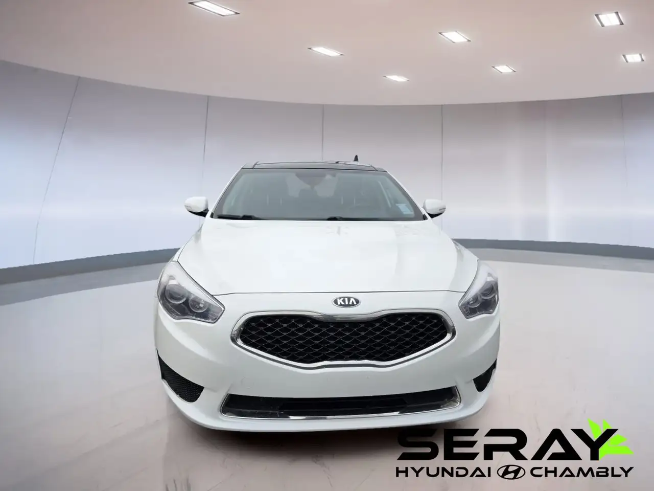 Kia Cadenza снимка Kia Cadenza