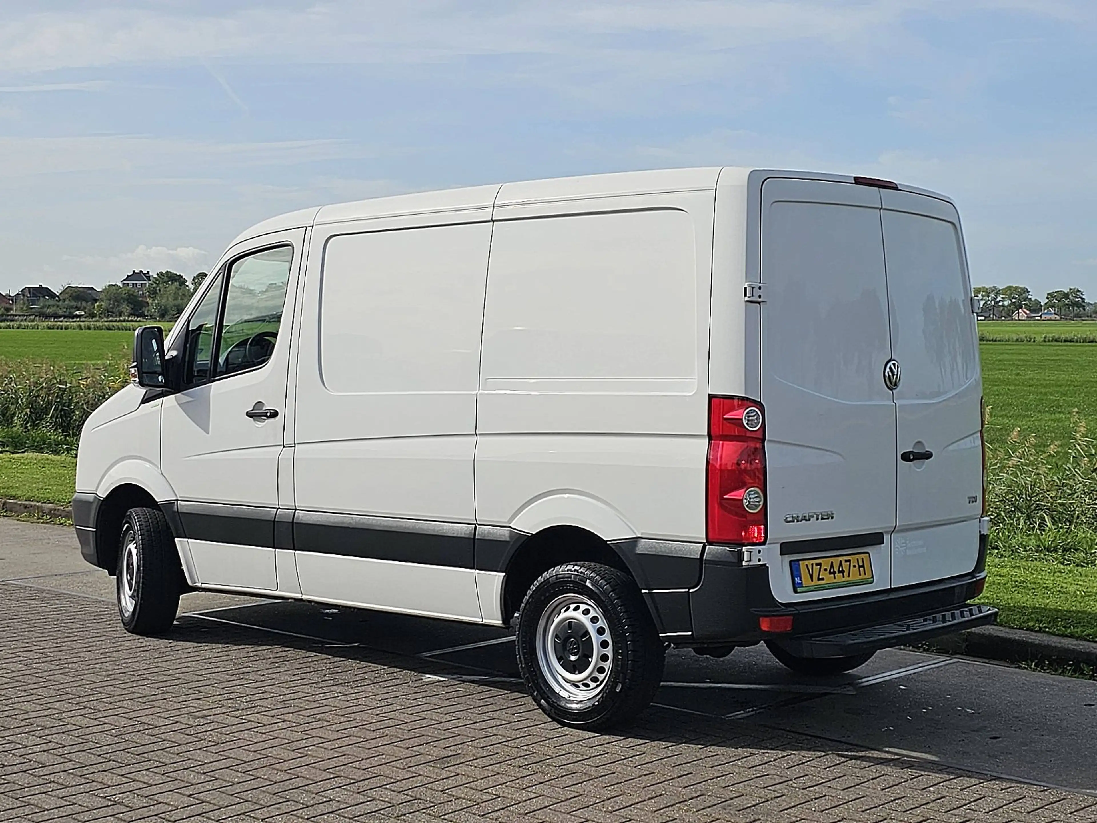 Volkswagen Crafter 35 2.0 — photo 6