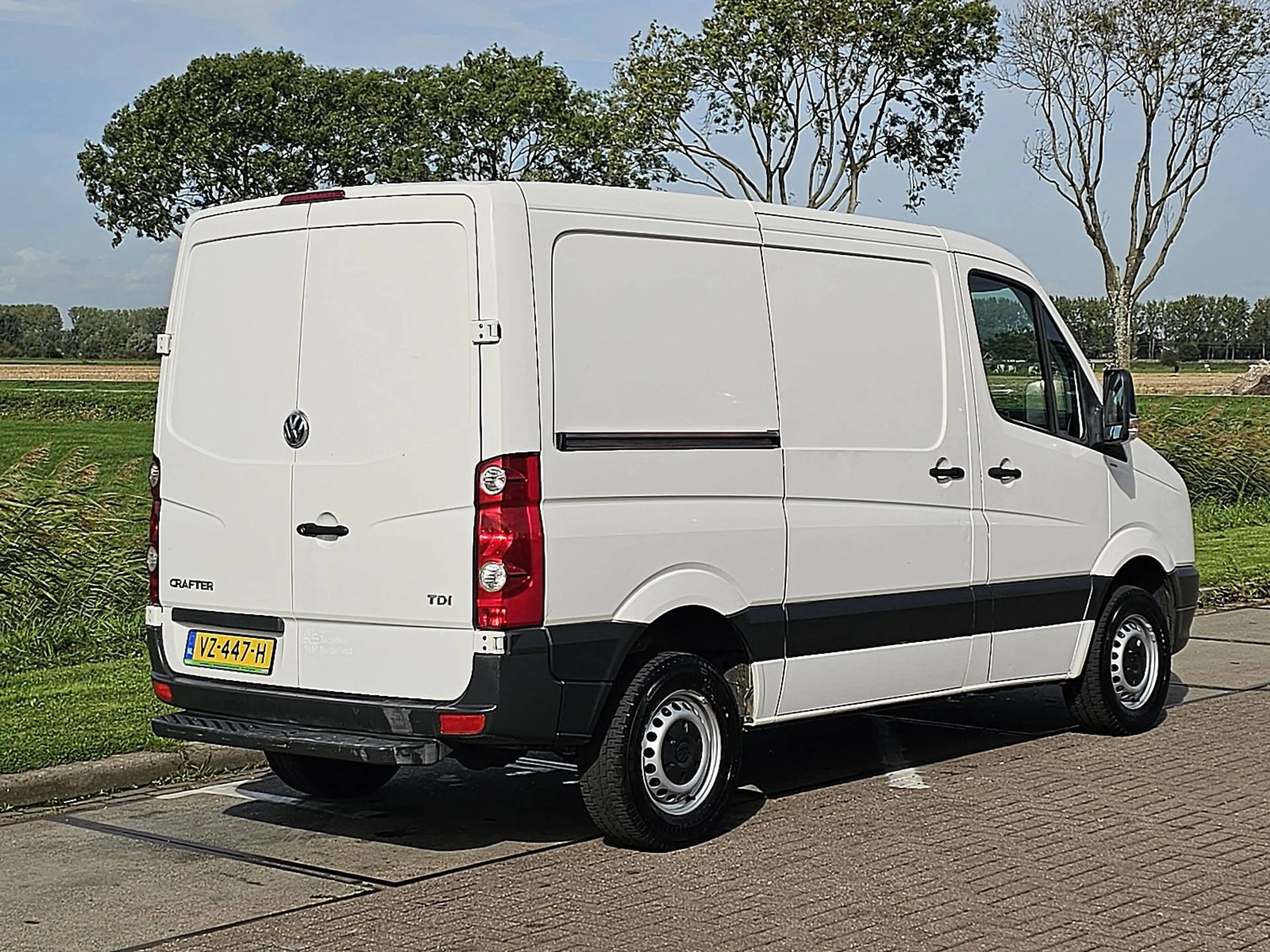 Volkswagen Crafter 35 2.0 — photo 3