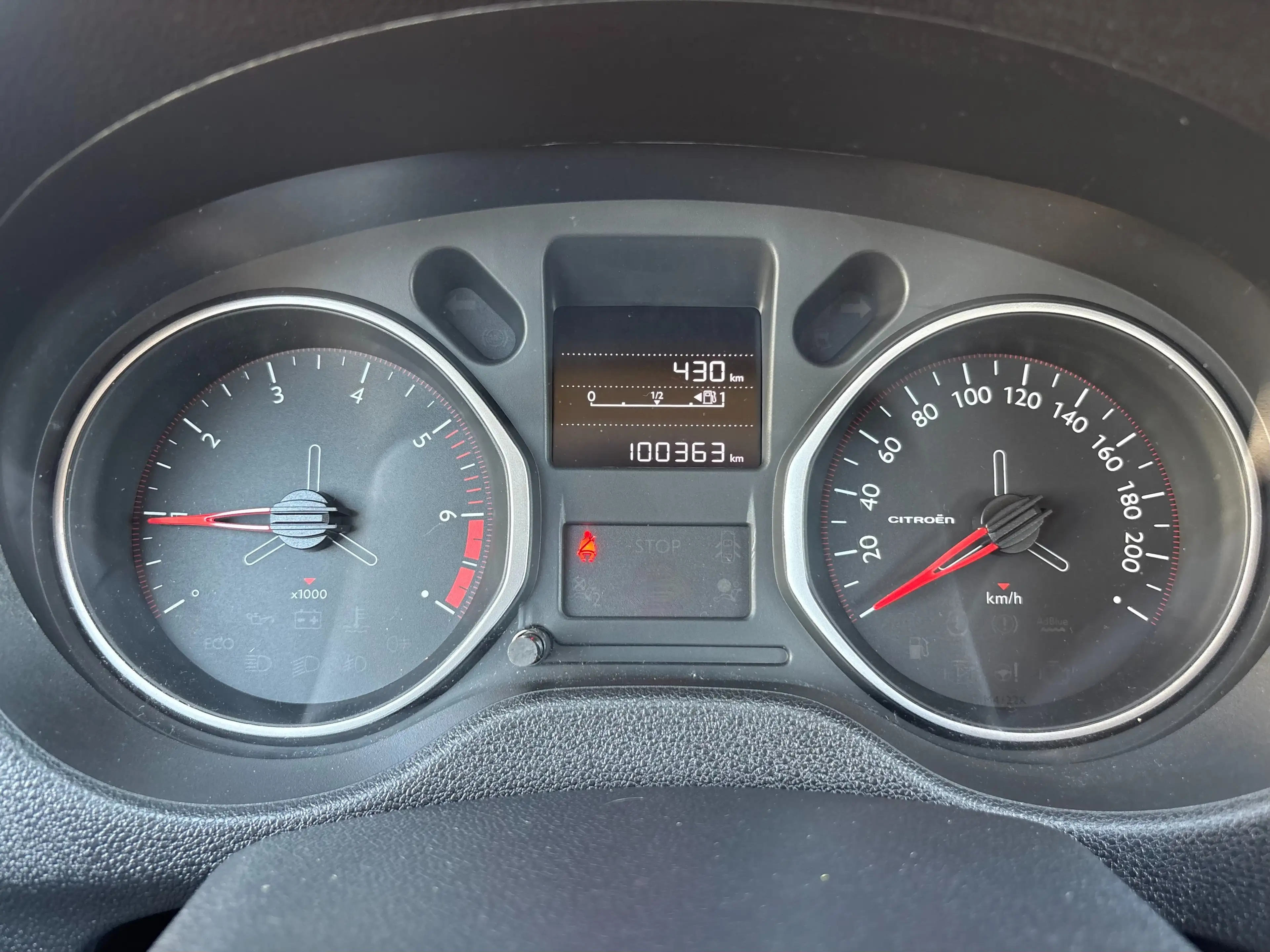 Citroen C-Elysée 1.2i*1er PROP*GPS*CAMERA*CAR-PLAY*PDC*ATTACHE REMORQUE* — photo 14