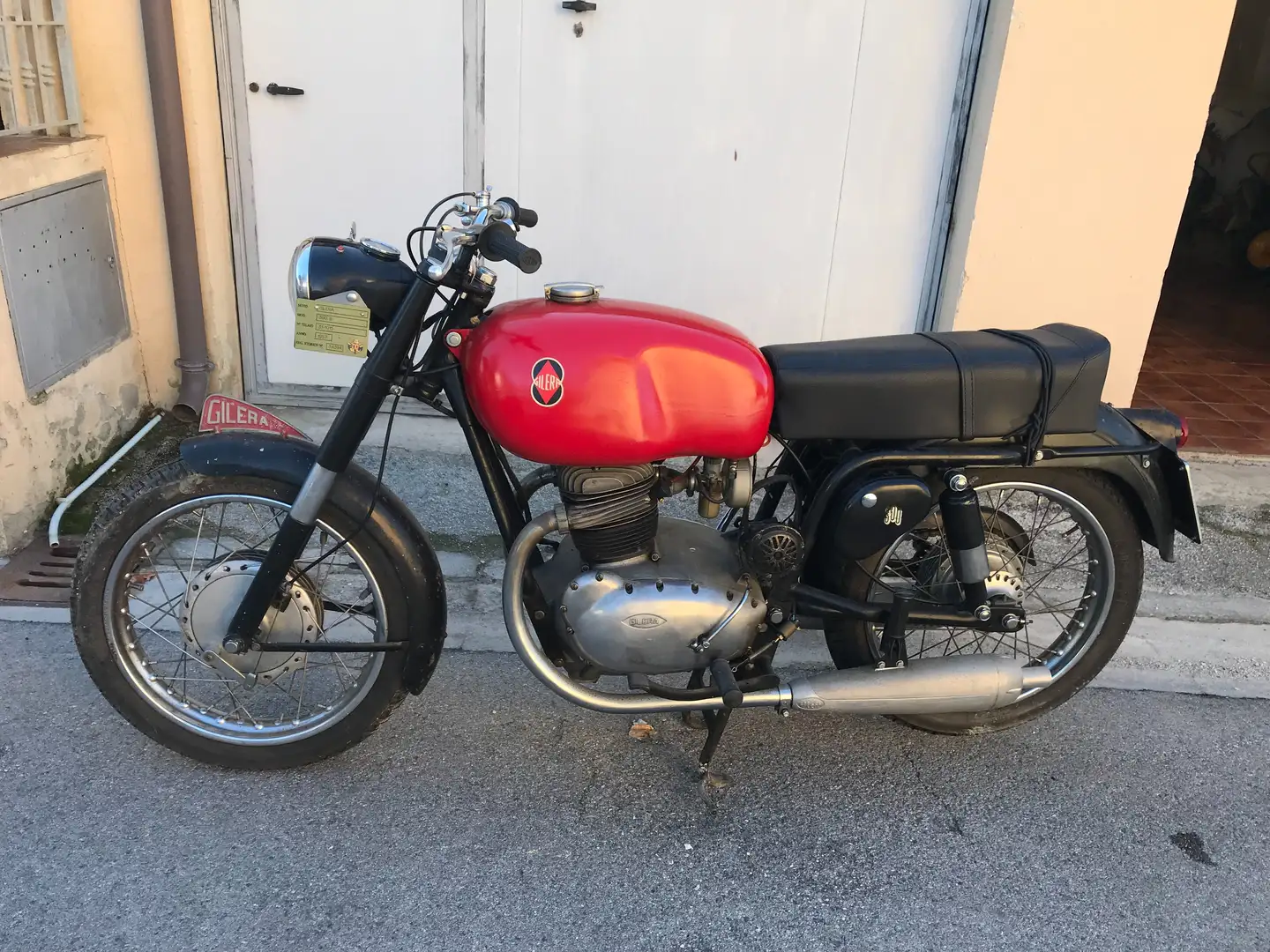 Gilera 300 B Rosso - 2
