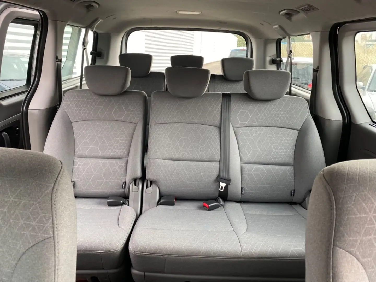 Hyundai H-1 H-1StarexGrand/3Hand/TÜV NEU/Xenon Ezüst - 1