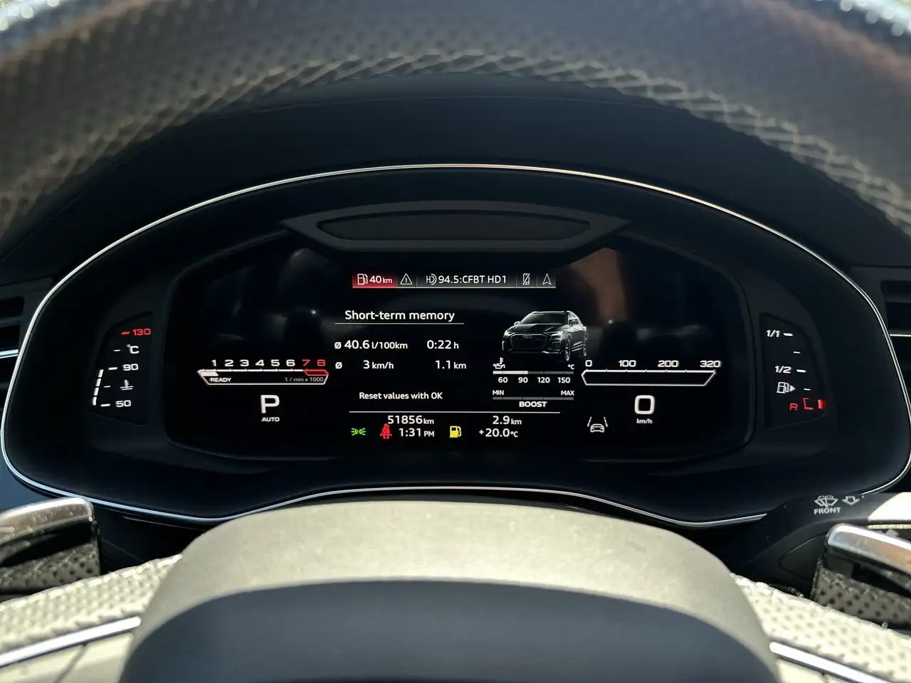 Audi RS Q8 photo Audi RS Q8