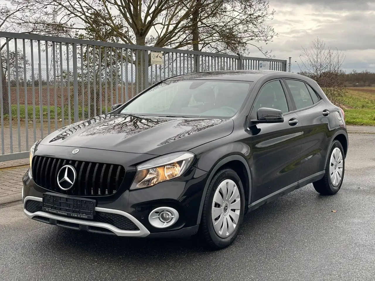 Mercedes-Benz GLA 220