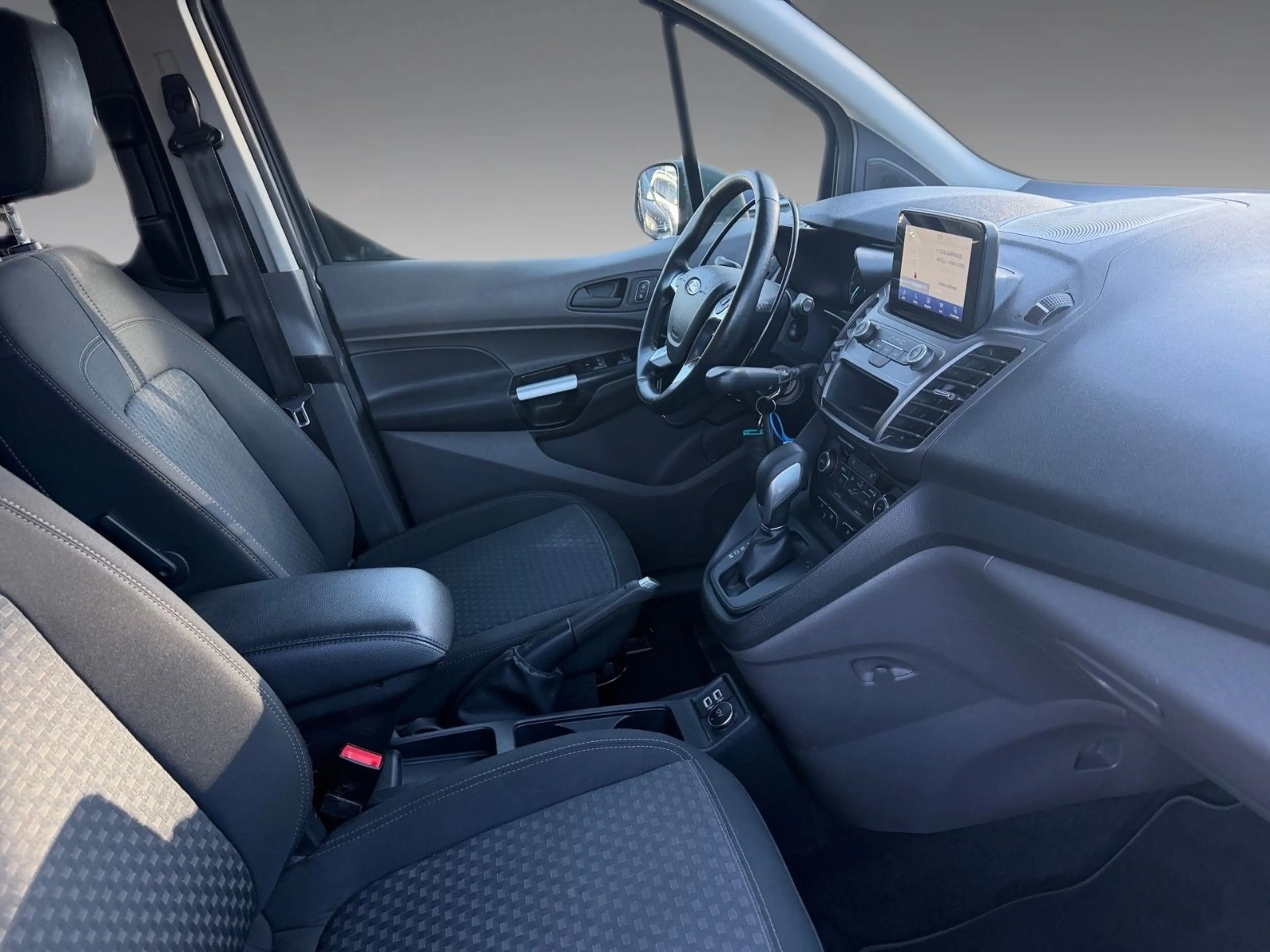 Ford Tourneo Connect Rollstuhllift Behindertengerecht — photo 5