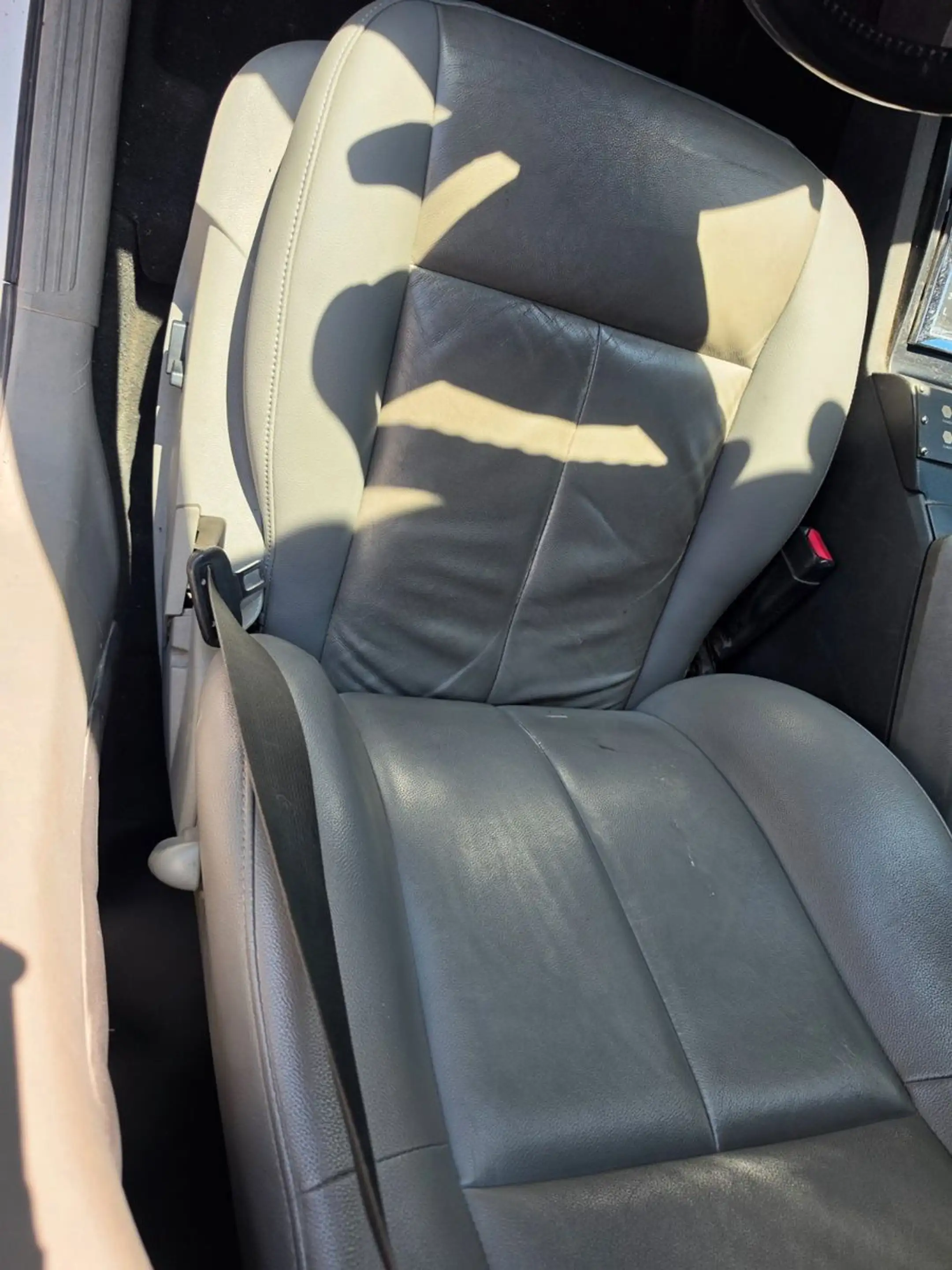 Chrysler 300C Stretchlimousine neues Dach u. neu lackiert — photo 7