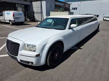 Stretchlimousine neues Dach u. neu lackiert