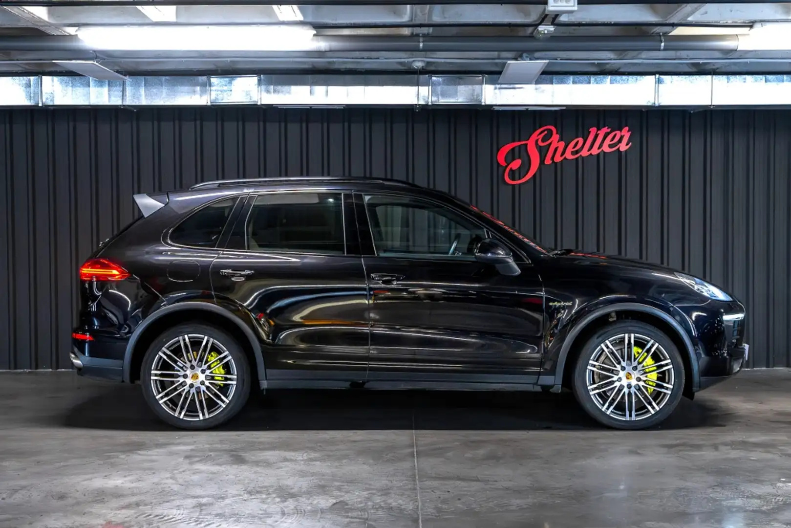 Porsche Cayenne S E-Hybrid Noir - 2