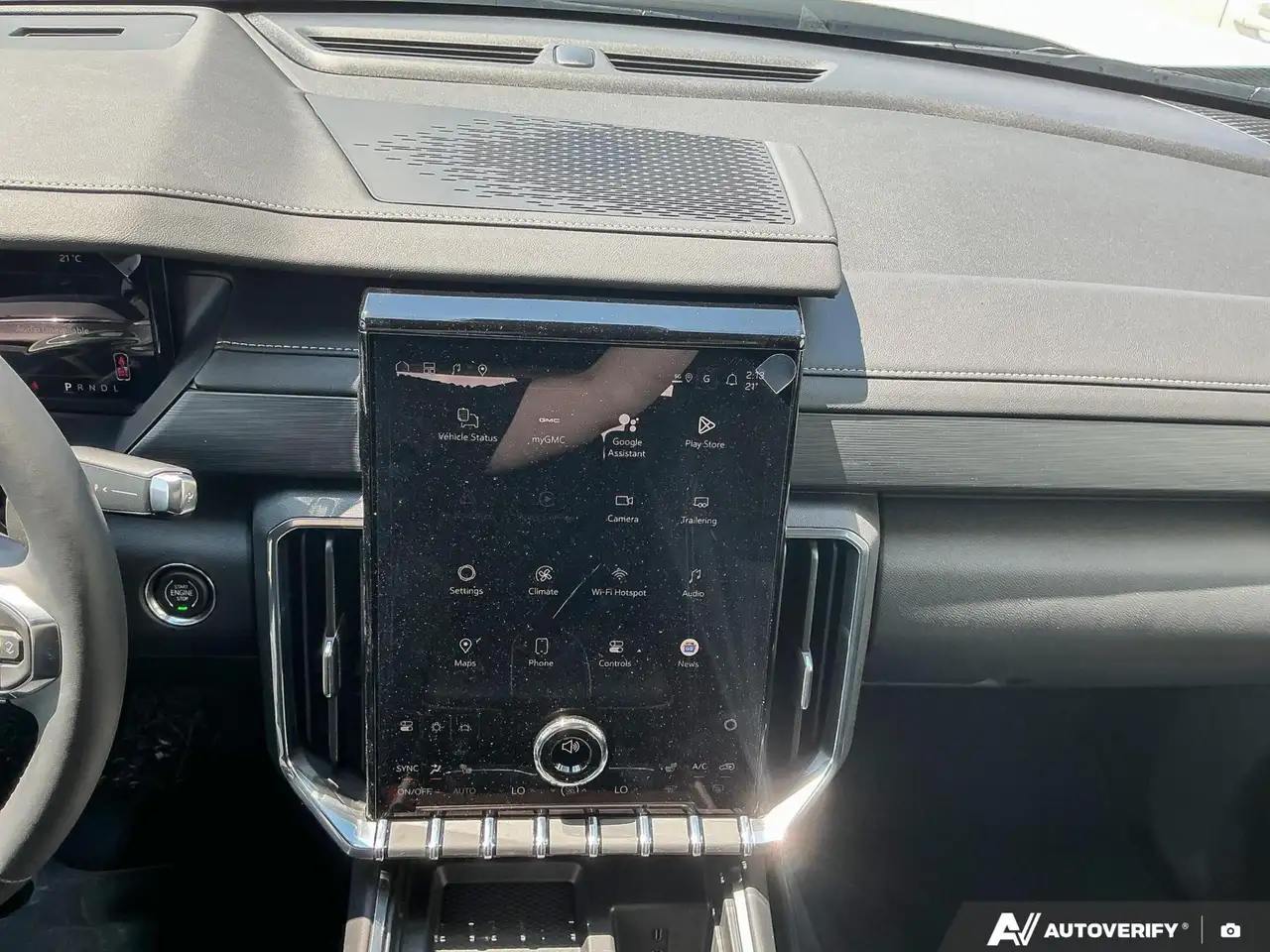 GMC Acadia снимка GMC Acadia