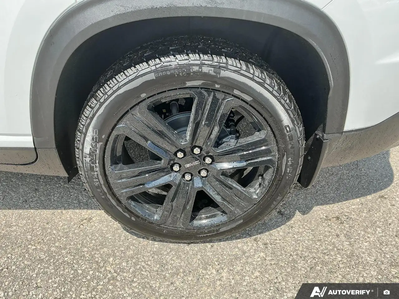GMC Acadia снимка GMC Acadia