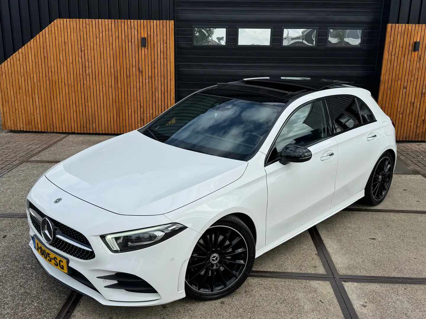 Mercedes-Benz A 220 AMG Launch Edition Premium Plus Blanco - 2