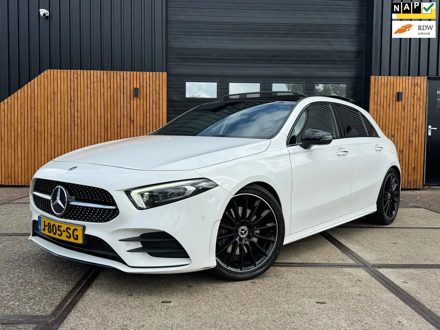 Mercedes-Benz A 220 AMG Launch Edition Premium Plus Blanco - 1