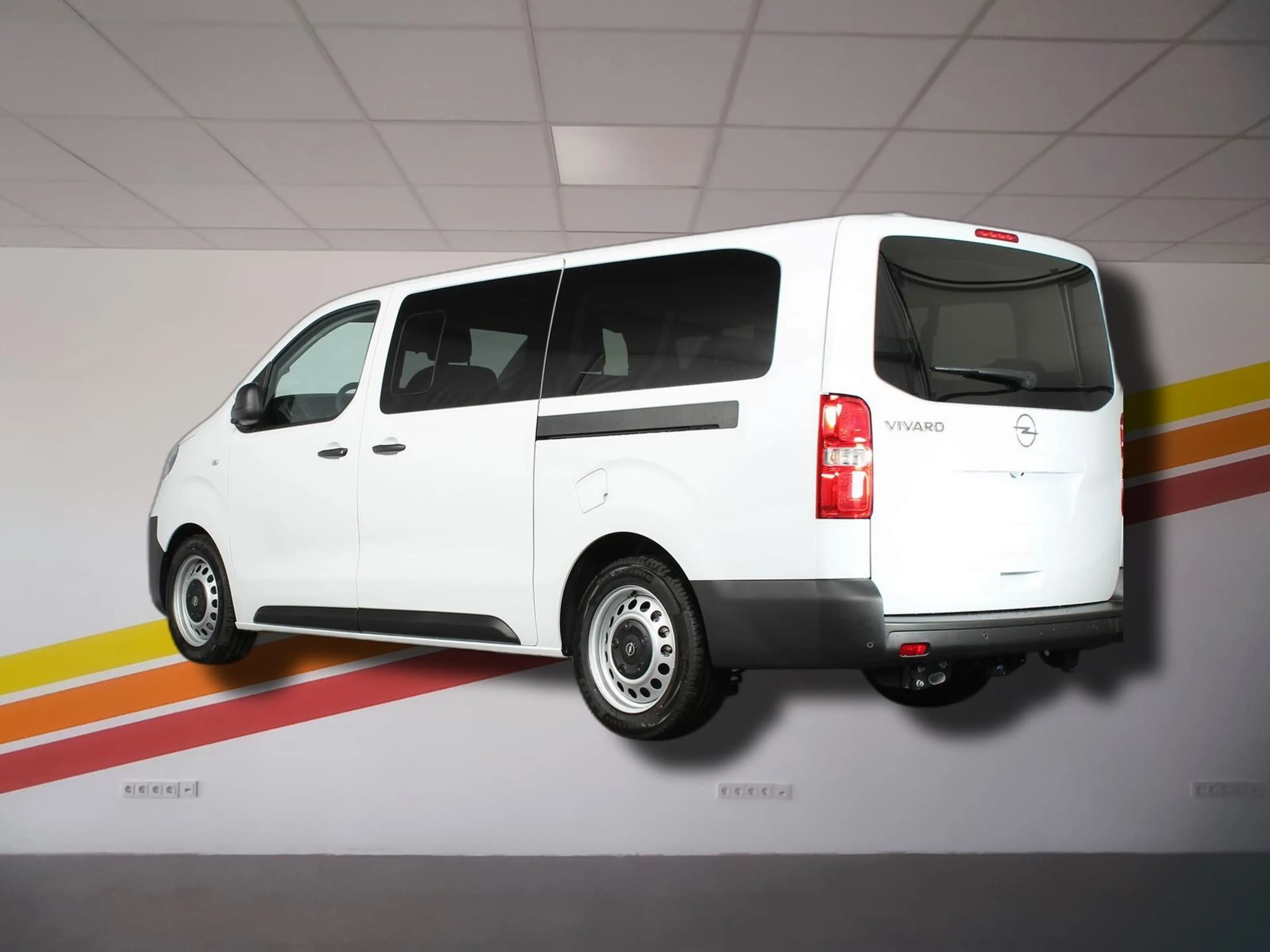 Opel Vivaro XL 2.2 Diesel 8-Gang-Automatikgetriebe Automatik — photo 3