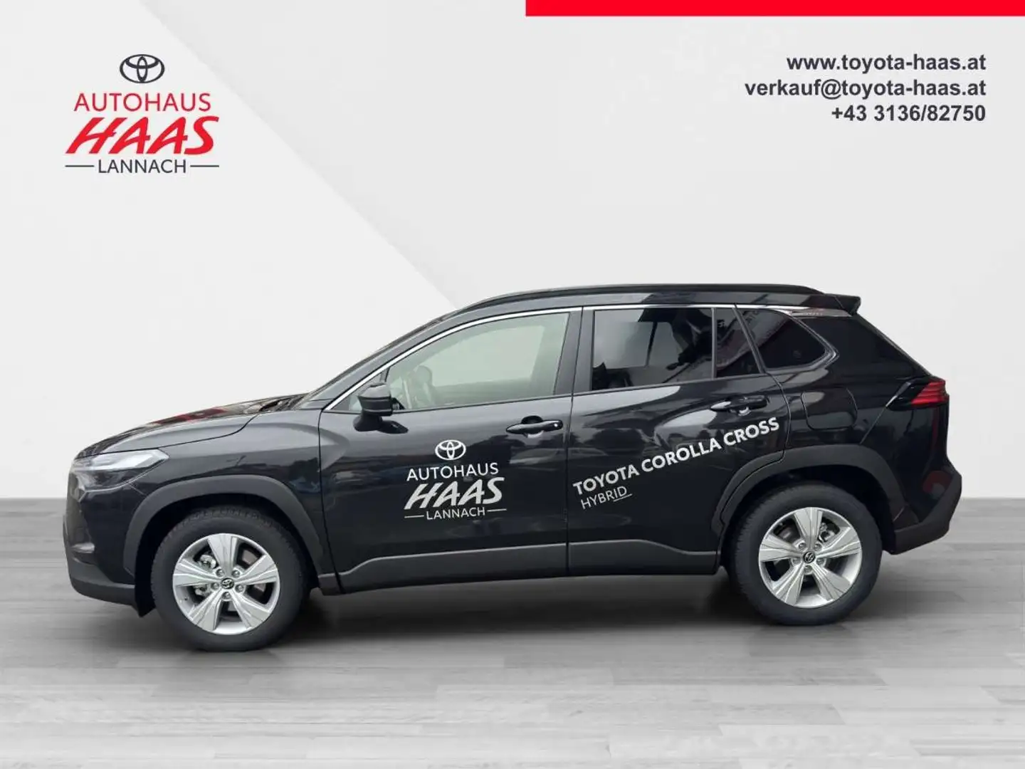 Toyota Corolla Cross 2,0 Hybrid Active Drive 2WD Schwarz - 2