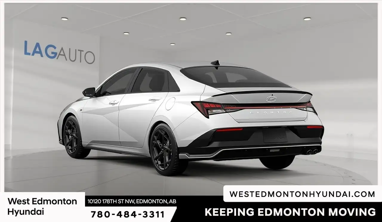 Hyundai ELANTRA photo Hyundai ELANTRA