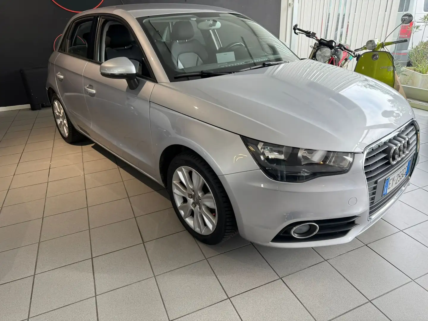 Audi A1 A1 Sportback Sportback 1.2 tfsi S Line Editio plus Argento - 2