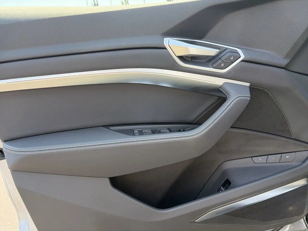 Audi e-tron снимка Audi e-tron