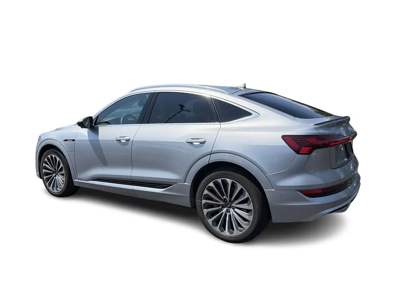 Audi e-tron снимка Audi e-tron