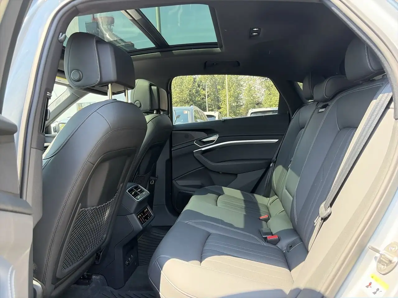 Audi e-tron снимка Audi e-tron