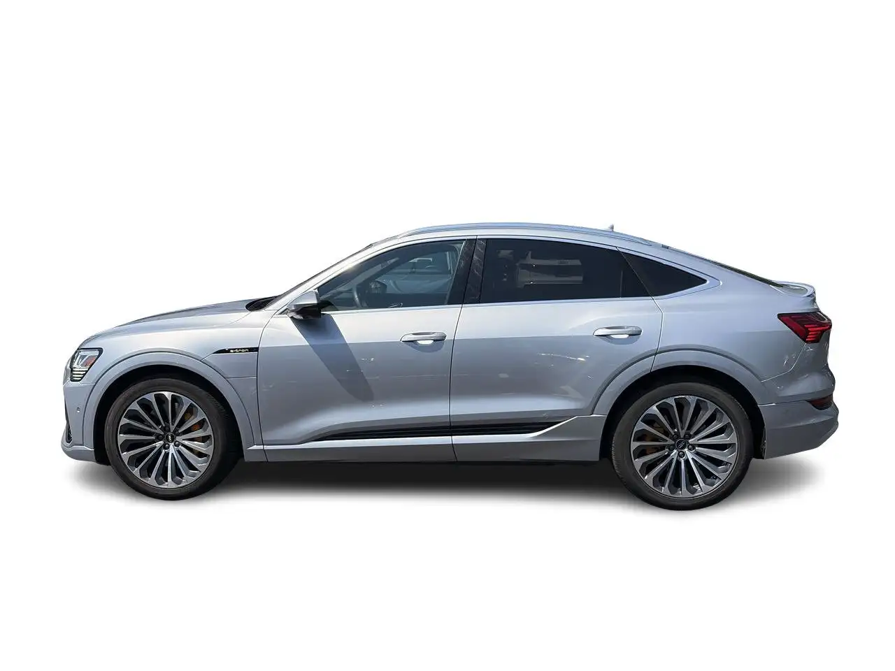Audi e-tron снимка Audi e-tron