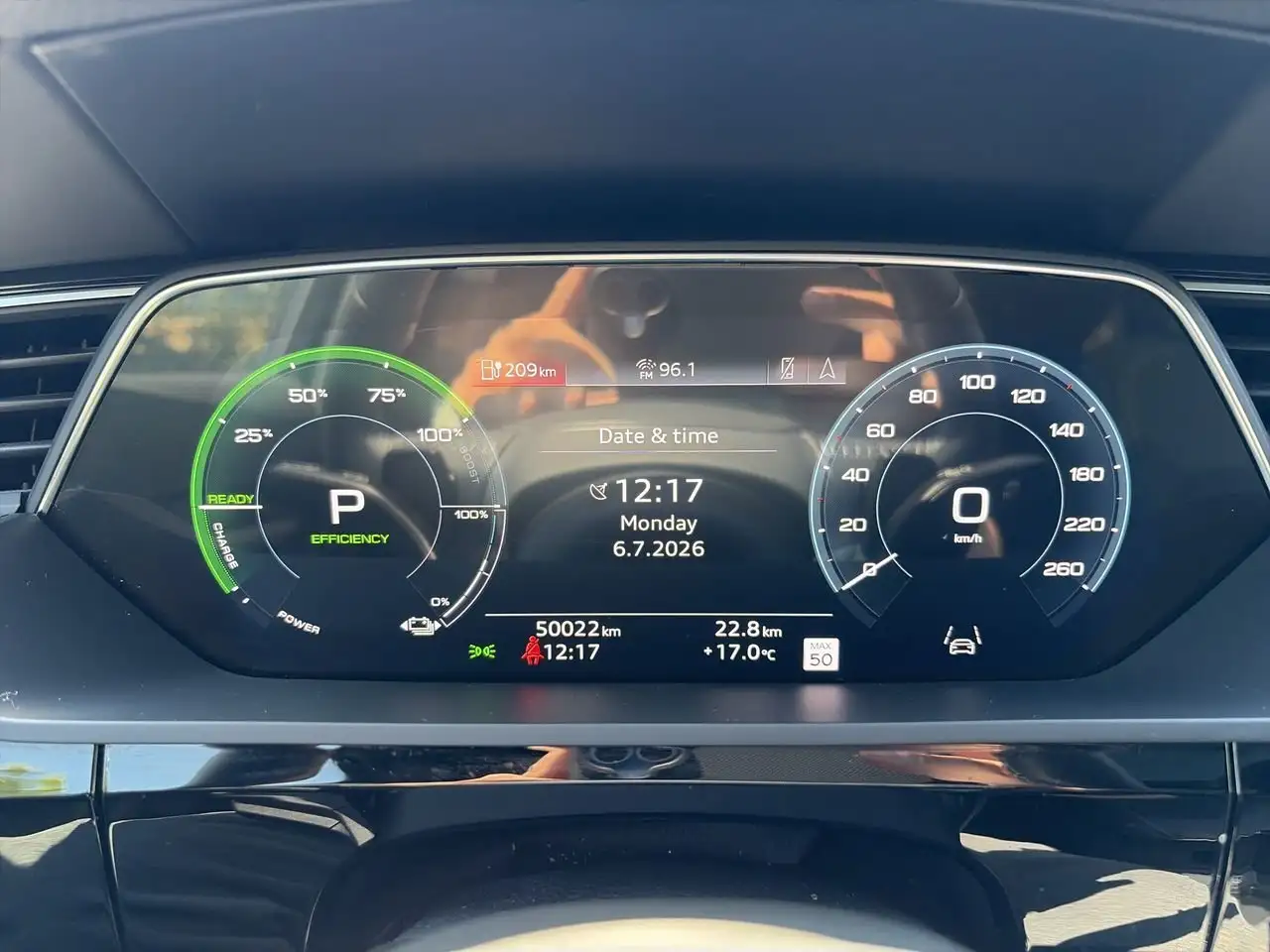 Audi e-tron снимка Audi e-tron