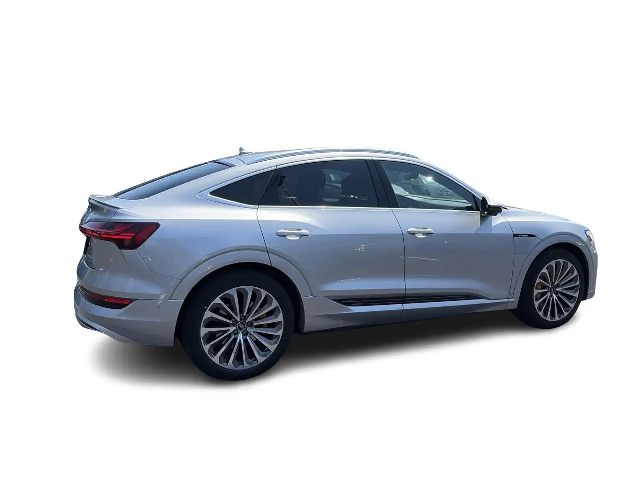 Audi e-tron снимка Audi e-tron
