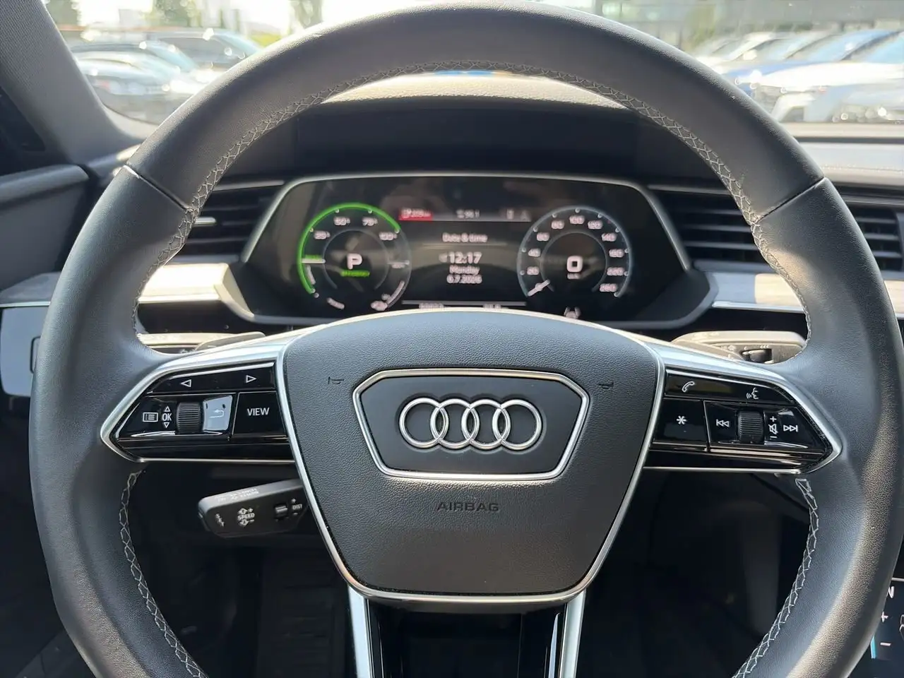 Audi e-tron снимка Audi e-tron
