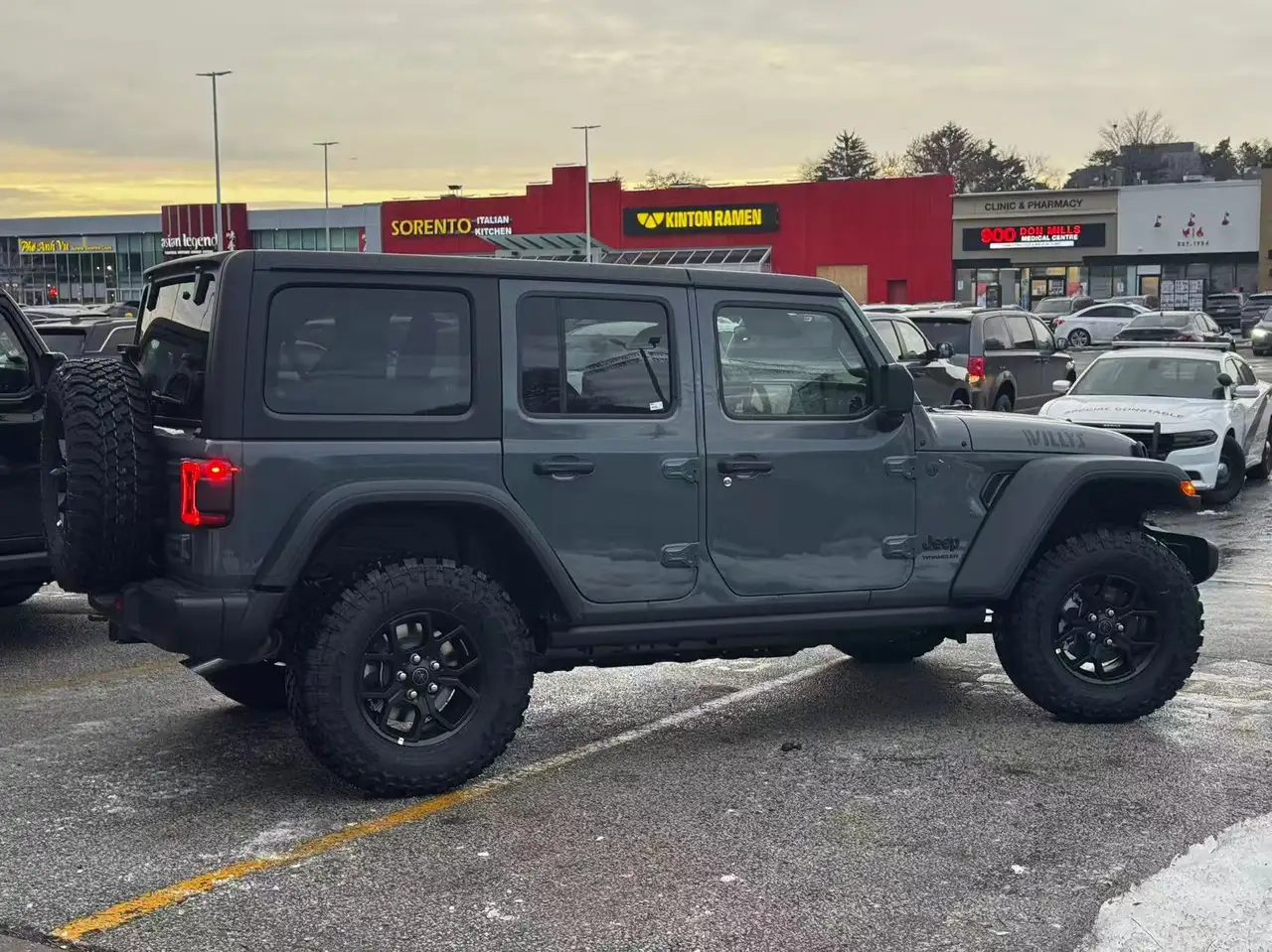 Jeep Wrangler снимка Jeep Wrangler