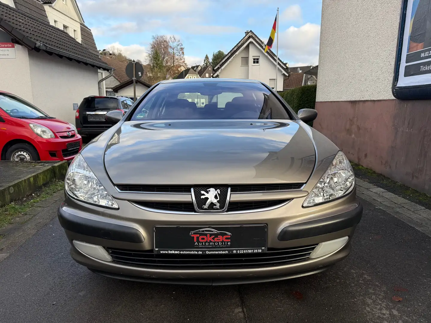 Peugeot 607 2.2 Benzin*KLIMAAUTOMATIK* Braun - 2