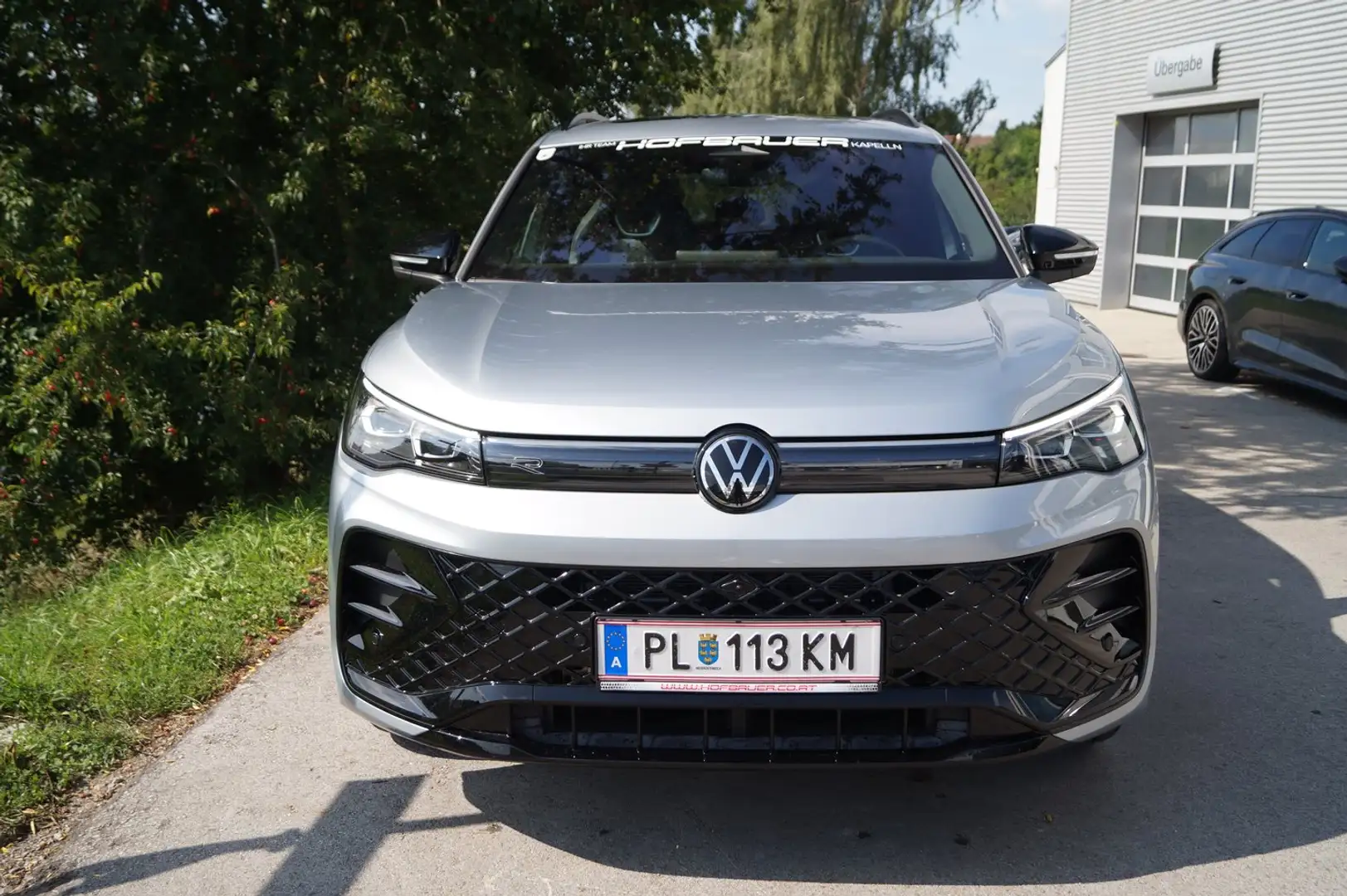Volkswagen Tiguan Sport eHybrid DSG 150 kW Silber - 2