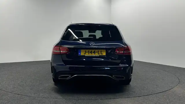 Mercedes-Benz C Class view 13