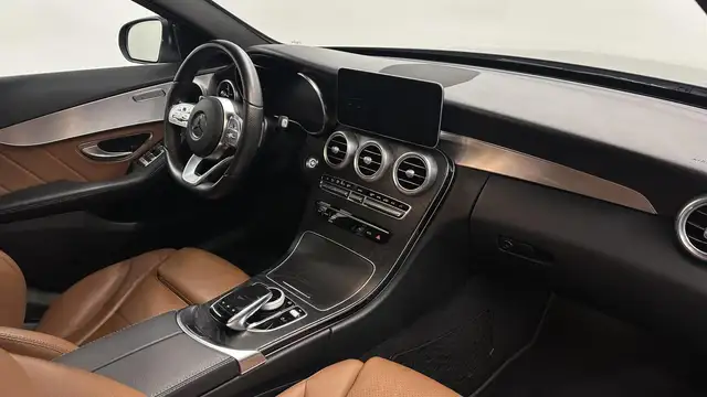 Mercedes-Benz C Class view 19