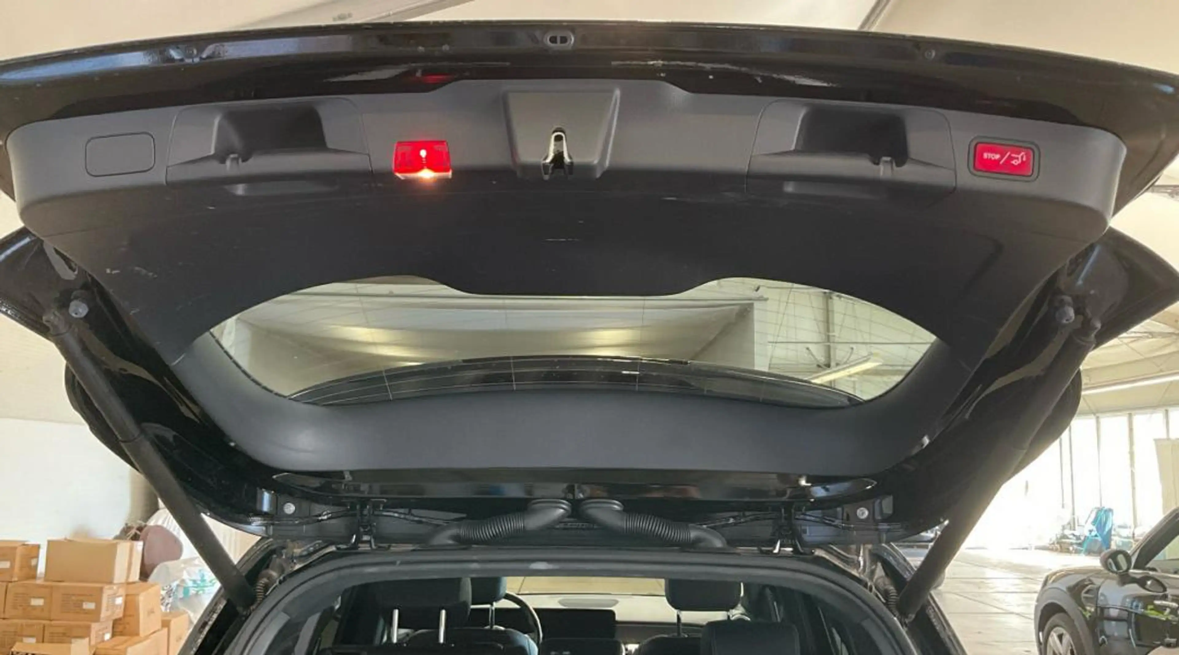 Mercedes-Benz EQB 300 4M Progressive|7-S|Kam|Temp|HP-LED|18" — photo 15