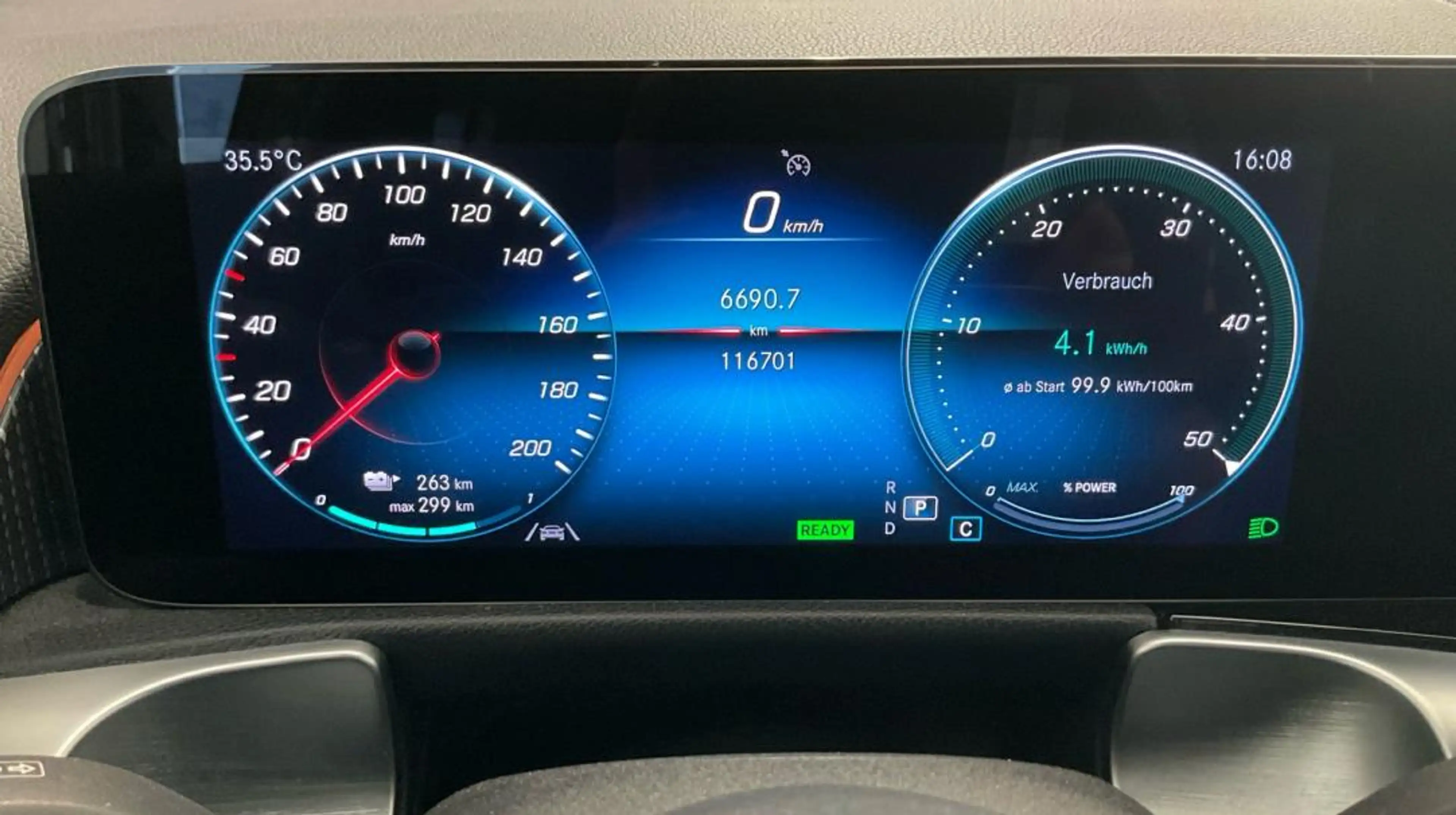 Mercedes-Benz EQB 300 4M Progressive|7-S|Kam|Temp|HP-LED|18" — photo 9
