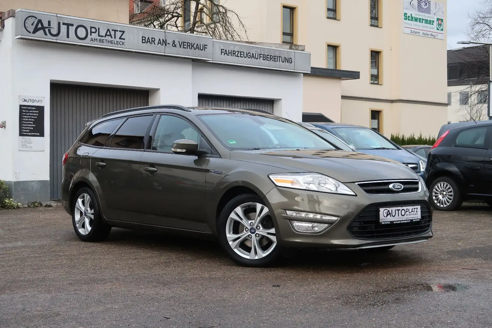 Ford Mondeo Turnier Champions Edition *AUTOM. *NAVI Grün - 1
