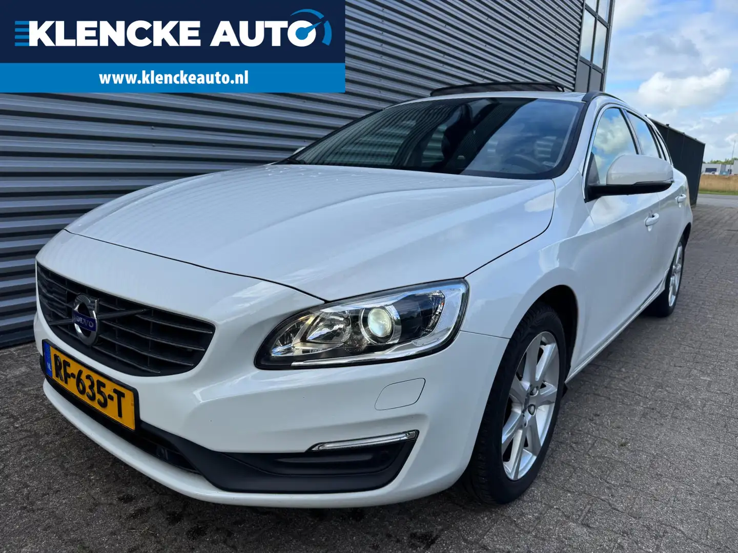Volvo V60 1.5 T3 Polar+Full options Aut 171.239km Schuifdak Wit - 2