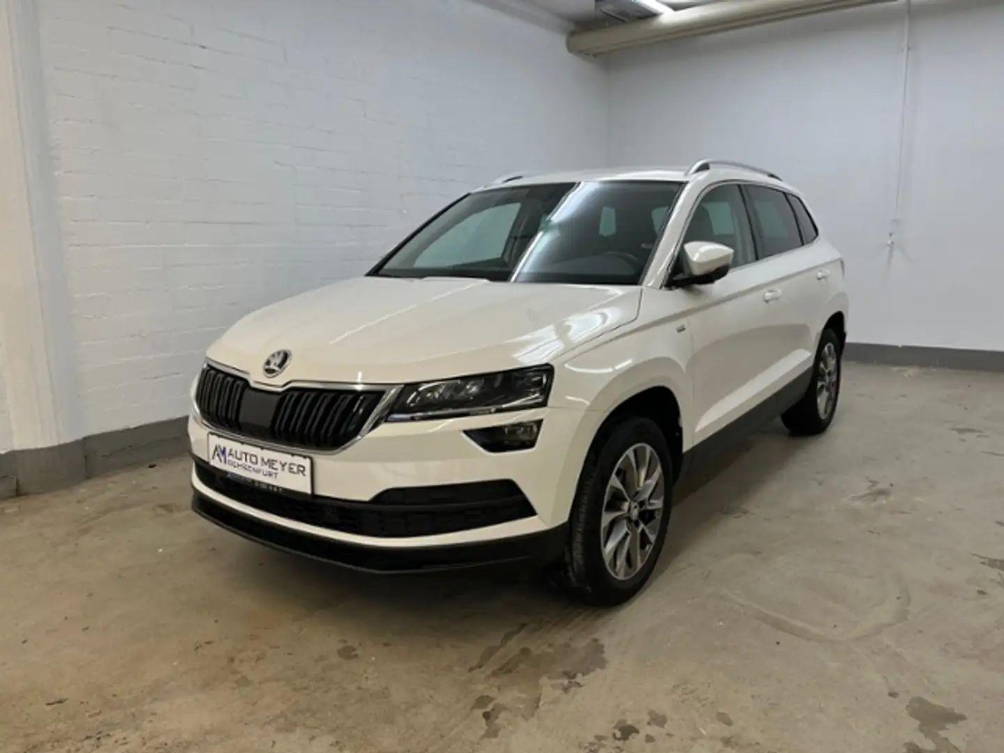 Skoda Karoq CLEVER 1.5 TSI 7-Gang DSG Navi Smart Link LED Bianco - 2